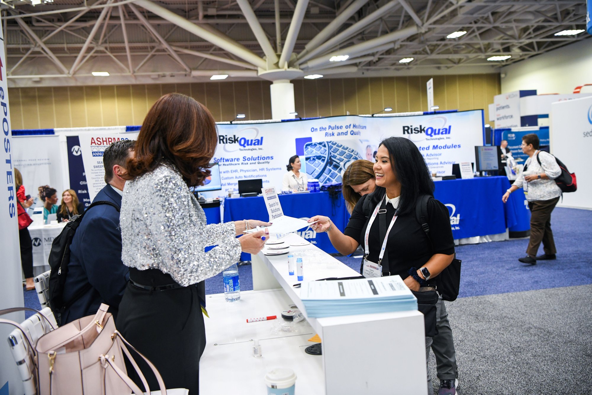 e395c6b9-a2ea-4ba5-864f-44caacceb487 e395c6b9-a2ea-4ba5-864f-44caacceb487